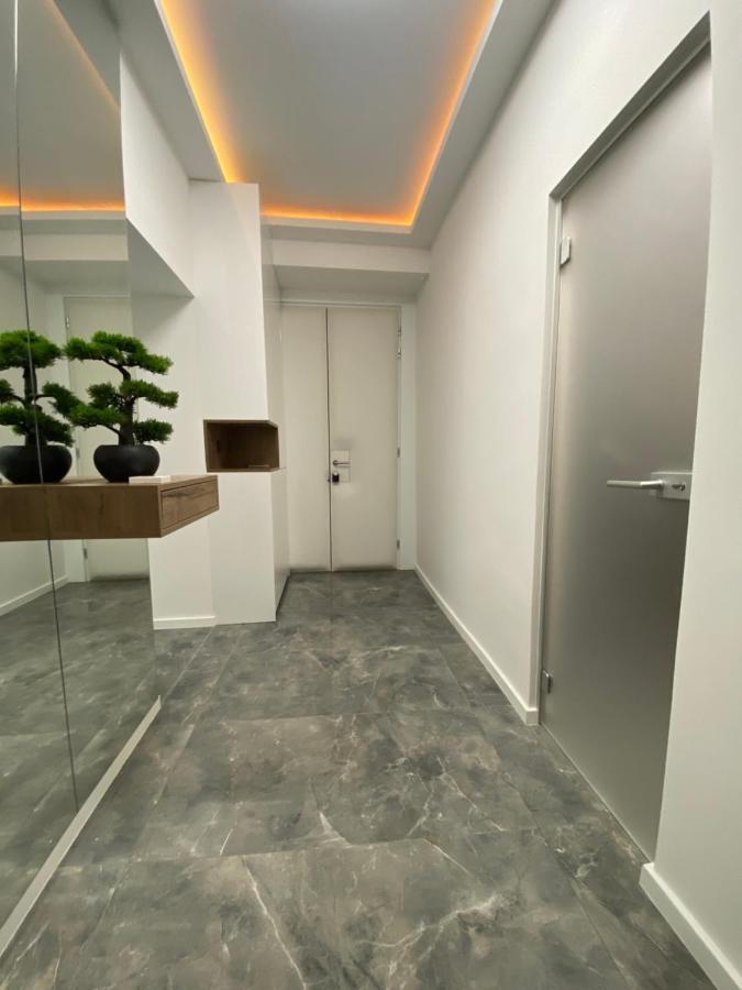 Apartman Tinea Zagreb Buitenkant foto