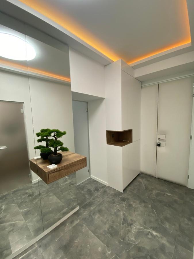 Apartman Tinea Zagreb Buitenkant foto